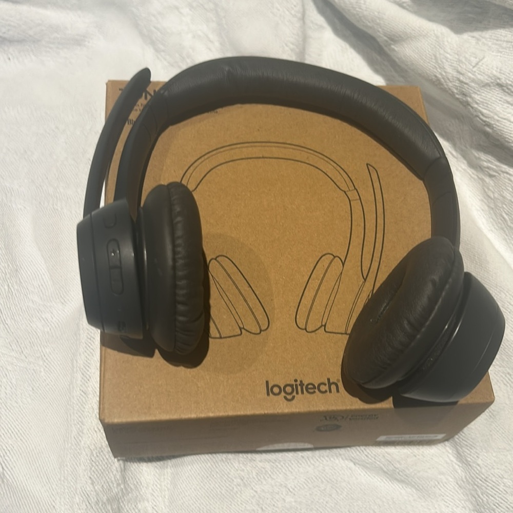 Logitech H600 Wireless Over-Ear Headset – Black – NEW - Picture 11 of 11